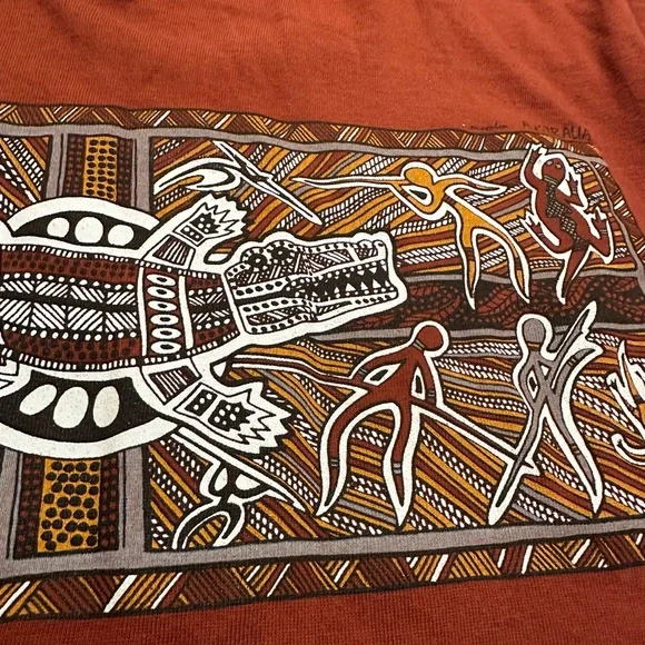 Crocodile Hunt [Rust] - Aboriginal Design T-Shirt [size: Small] - Picture 5 of 6
